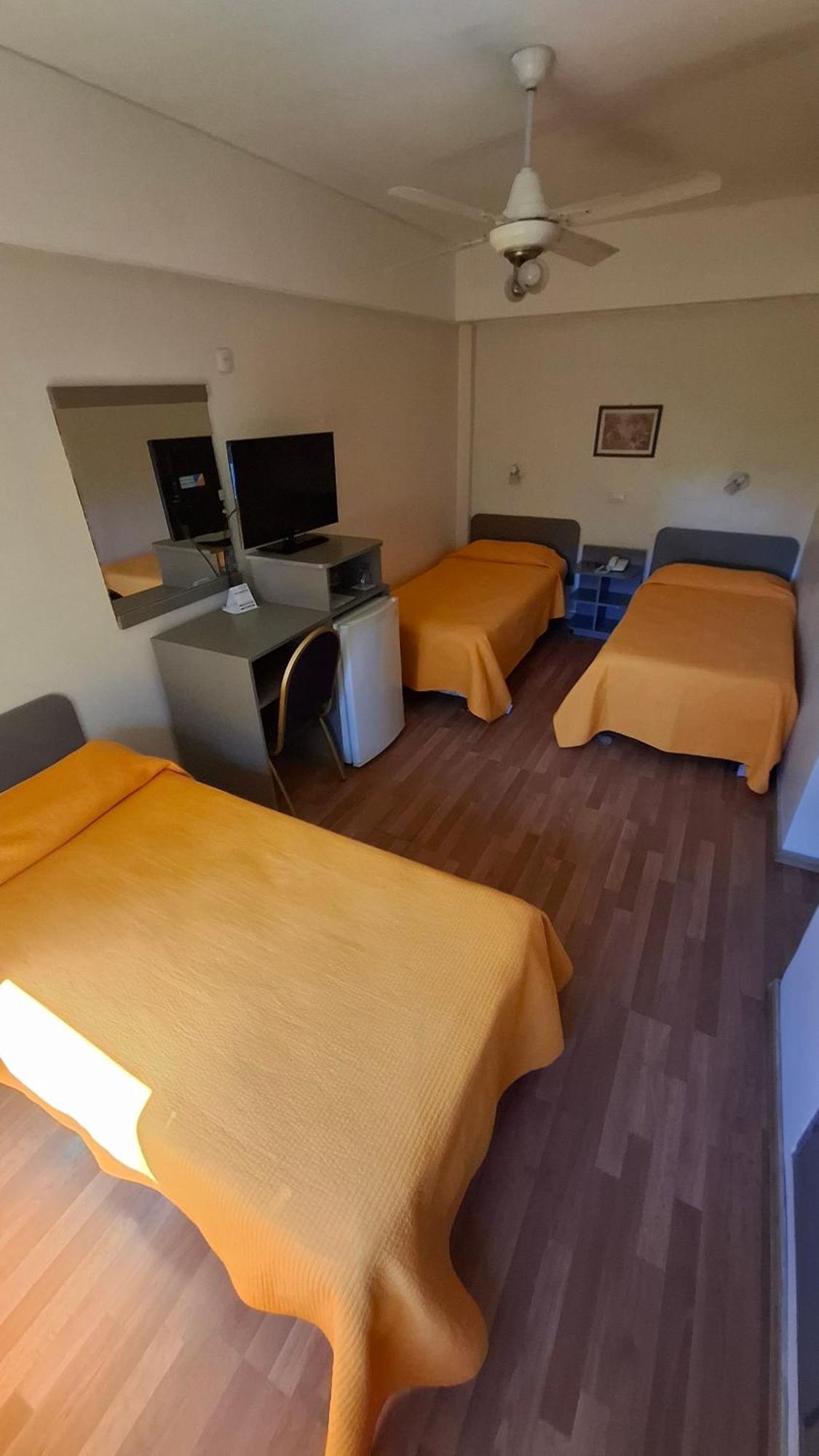 רוסאריו Hotel Mayoral מראה חיצוני תמונה