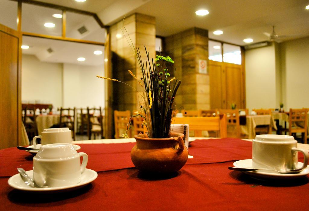 רוסאריו Hotel Mayoral מראה חיצוני תמונה
